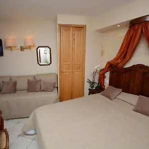 2* Hotell Familia