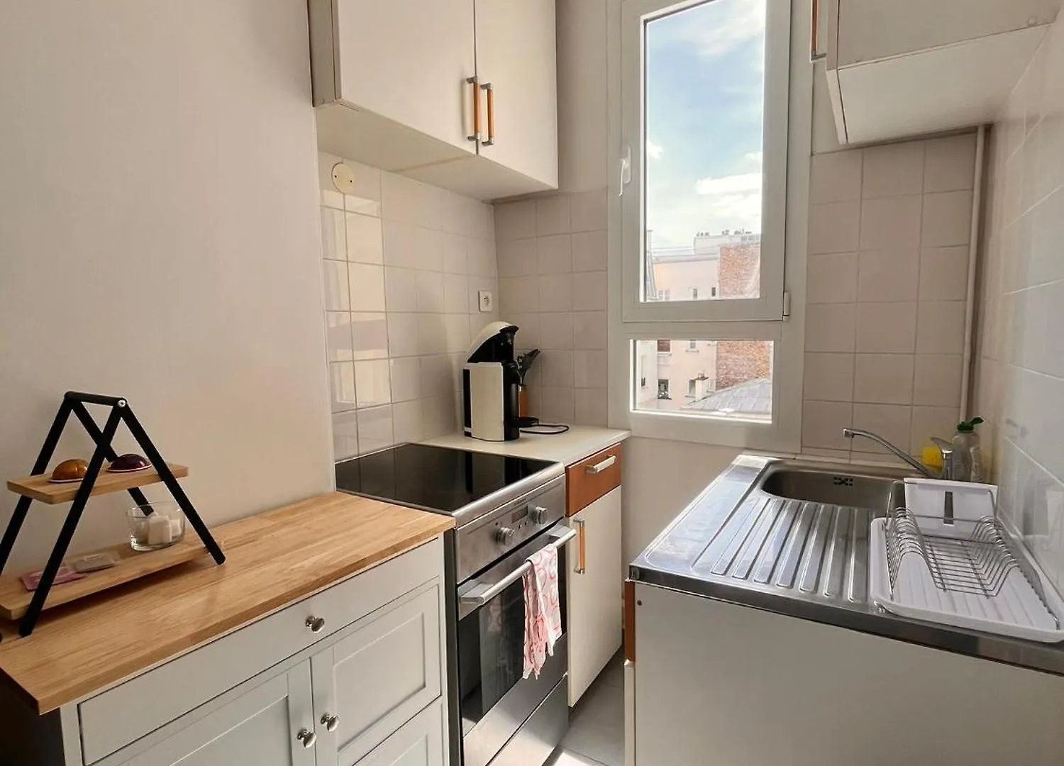 Reve D'Ete A Paris Apartment